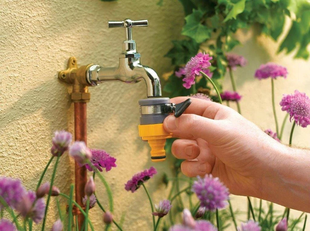 Hozelock Round Mixer Tap Connector - Image 2