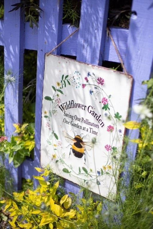 La Hacienda The Best Tonic Has A Large Gin In It! Sign Large Gin In It! Garden Sign - Image 4